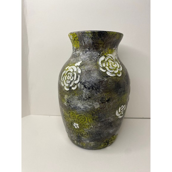 Hand painted antique style vase / textured glass vase with flowers - Picture 7 of 8